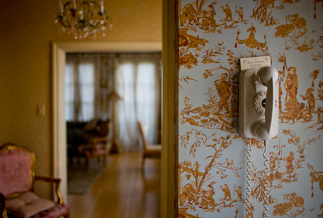 The telephone for room service early morning. Leica M10 with Leica 28mm Summilux-M ASPH f/1.4. © 2017 Thorsten Overgaard. 