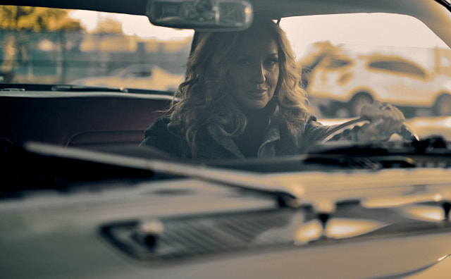 Layla behind the wheel. Leica M11 with Leica 50mm APO-Summicron-M ASPH f/2.0. © Thorsten Overgaard. 