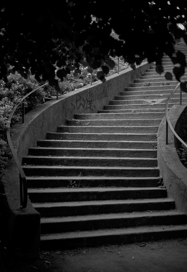 Stairway in Berlin. Leica M11 with Leica 50mm Summilux ASPH f/1.4 BC. © Thorsten Overgaard. 