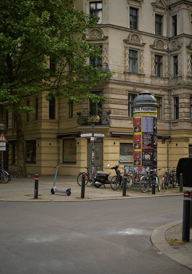 The Colors of East Berlin. Leica M11 with Leica 50mm Summilux ASPH f/1.4 BC. © Thorsten Overgaard.