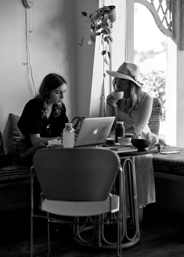 Mia and Layla submitting school papers. Leica M11 with Leica 50mm Noctilux-M ASPH f/0.95. © Thorsetn Overgaard. 