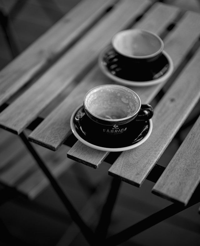 Fabrica Coffee Roasters in Lisbon. Leica M11 with Leica 50mm Noctilux-M ASPH f/0.95. © Thorsten Overgaard 