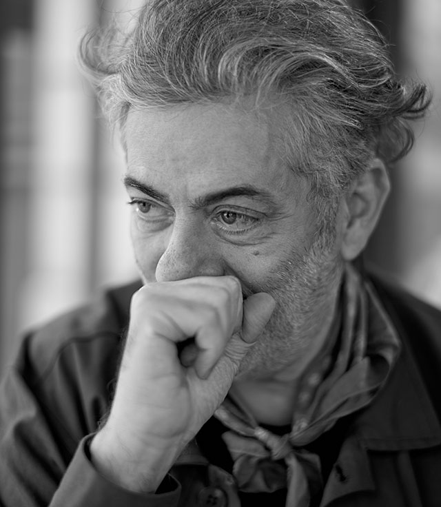 Art Director Marc Ascoli in Paris. Leica M10-P with Leica 50mm Summilux-M ASPH f/1.4 BC. © Thorsten Overgaard.