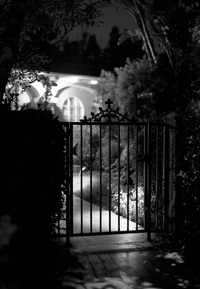 Beverly Hills Hotel at night. © Thorsten Overgaard. 