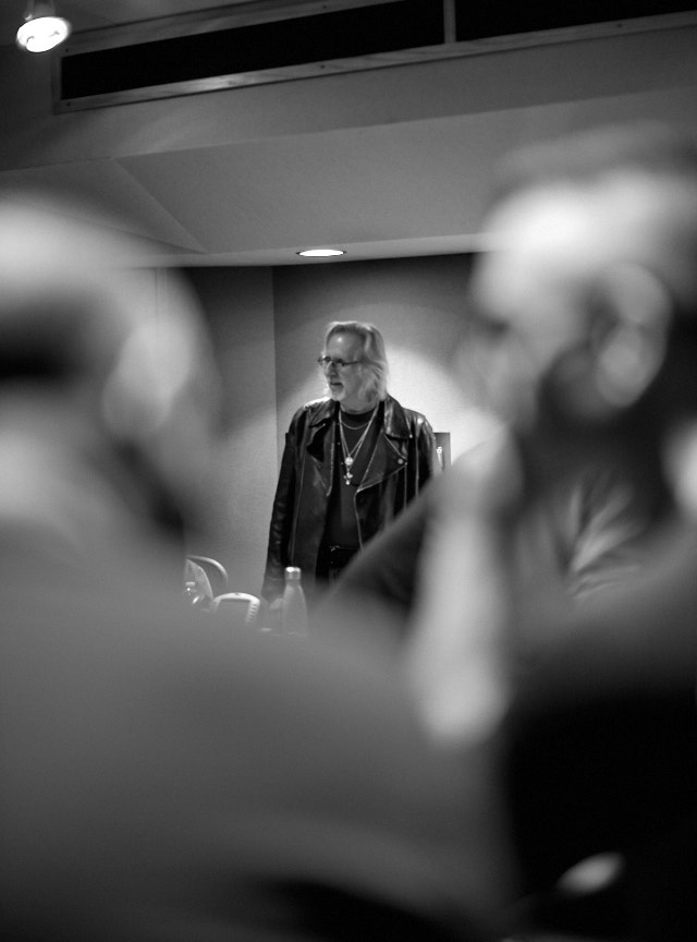 Robert Cutarella in Studio B at Capitol Studios in Hollywood. Leica M10-P with Leica 50mm Noctilux-M ASPH f/0.95. © Thorsten Overgaard. 