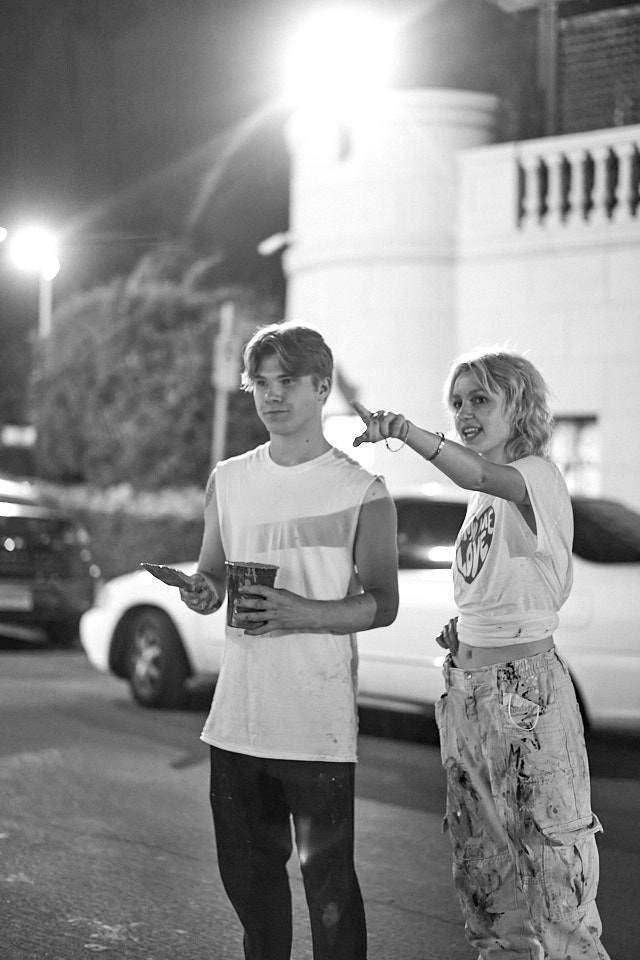 Franklin and Mia working on the mural. Leica M10-P with Leica 50mm Summilux-M ASPH f/1.4 BC. © Thorsten Overgaard. 