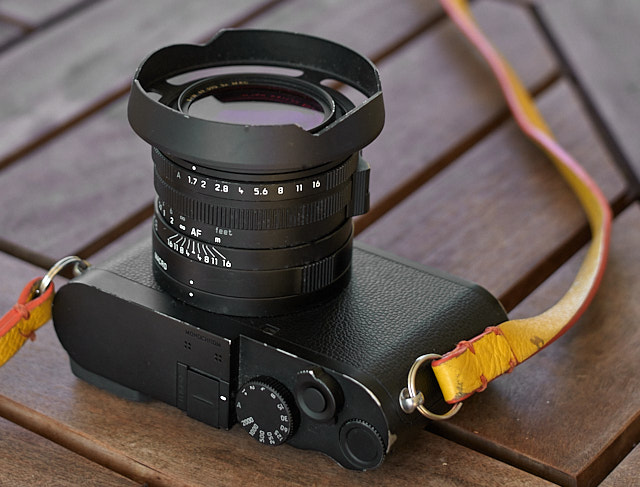 Leica Q Lens Cap E49, Aluminum, Silver - Leica Store Miami