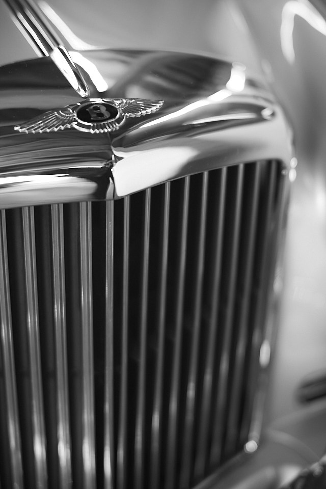 Bentley. Leica M10-P with 7artisans 75mm f/1.25. © Thorsten Overgaard. 