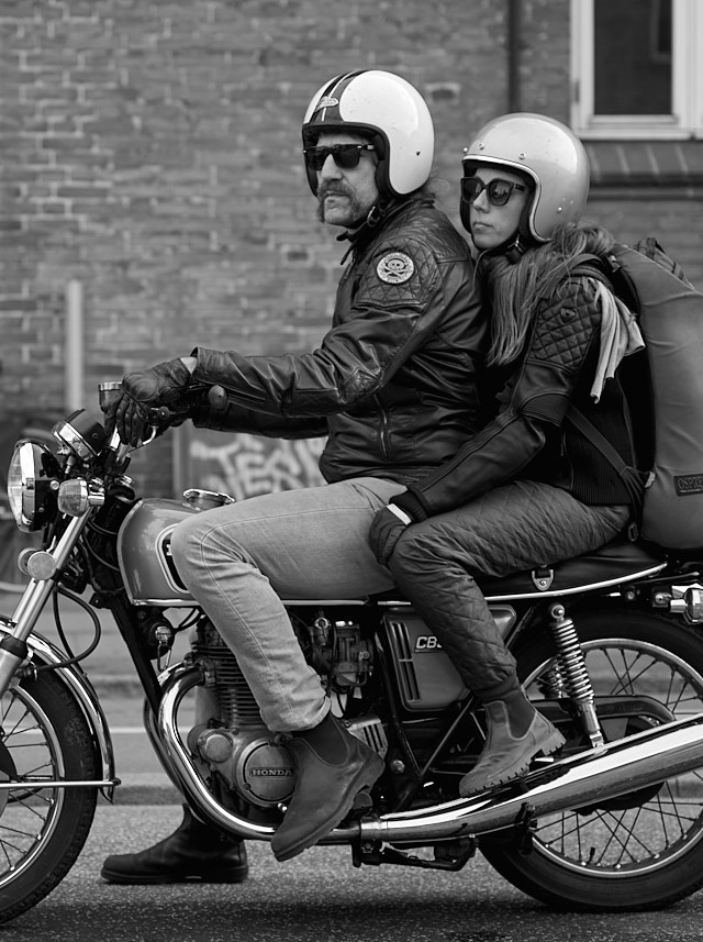 Old school in Copenhagen on the Honda CB 360 bike. Leica M10-R with Leica 50mm APO-Summicron-M ASPH f/2.0 LHSA. © Thorsten Overgaard.