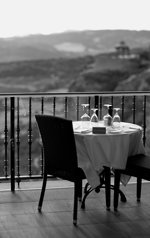 Breakfast with a view. Leica M10-P with Leica 50mm Noctilux-M ASPH f/0.95. © Thorsten Overgaard.