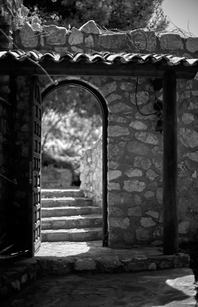 An unique villa in Spain, built over 30+ years by a man and his family. Leica M10-P with Leica 50mm Noctilux-M ASPH f/0.95. © Thorsten Overgaard.