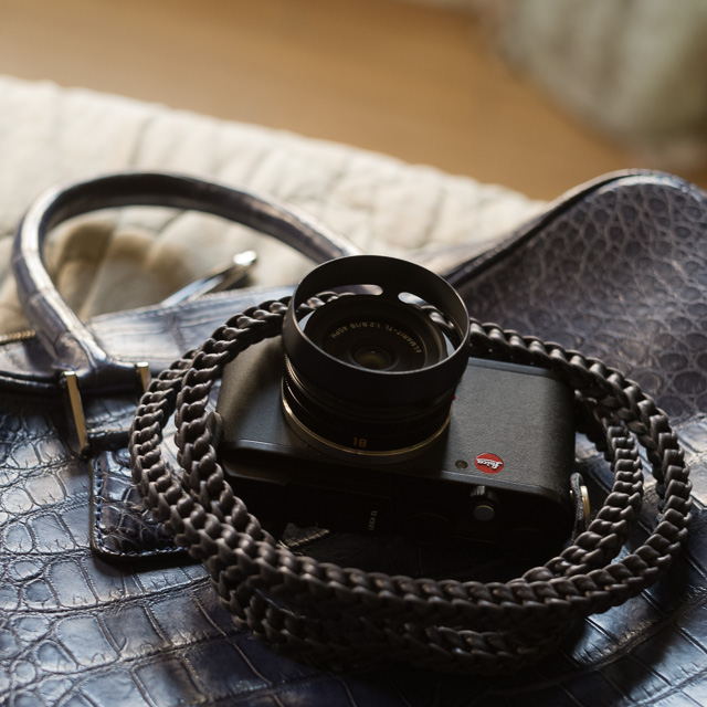 The Annie Barton 1972 strap on the Leica CL. © 2018 Thorsten von Overgaard. 