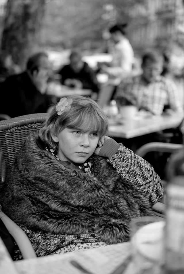 My daughter Robin Isabella in soft daylight in Berlin, with lots of beautiful greytones. Leica M246 with Leica M249 with Leica 50mm APO-Summicron-M ASPH f/2.0. © Thorsten Overgaard. 