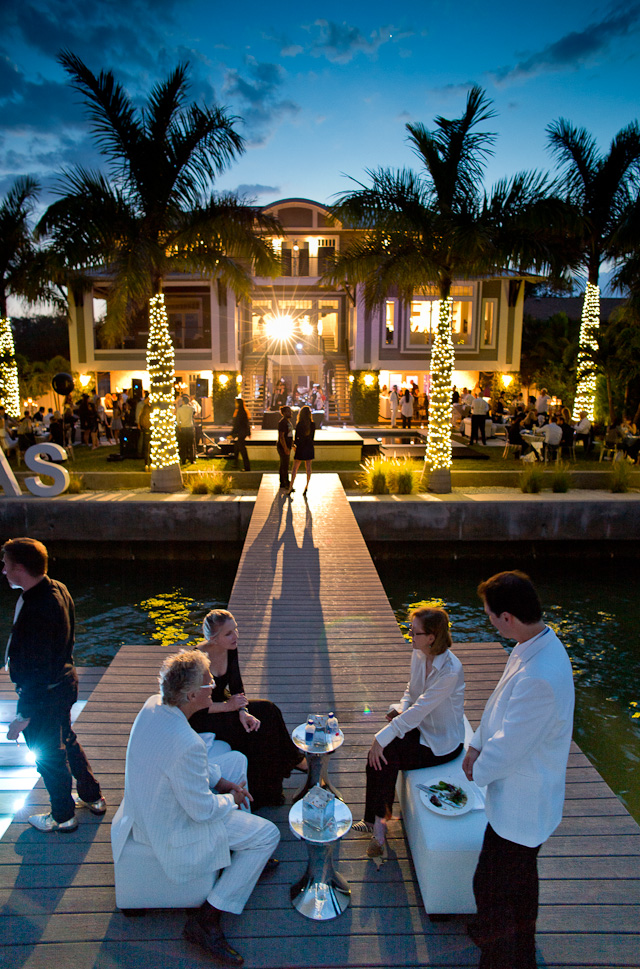 Arriving in boat to the party, March 2015. Leica M 240 with Leica 21mm Summilux-M ASPH f/1.4  