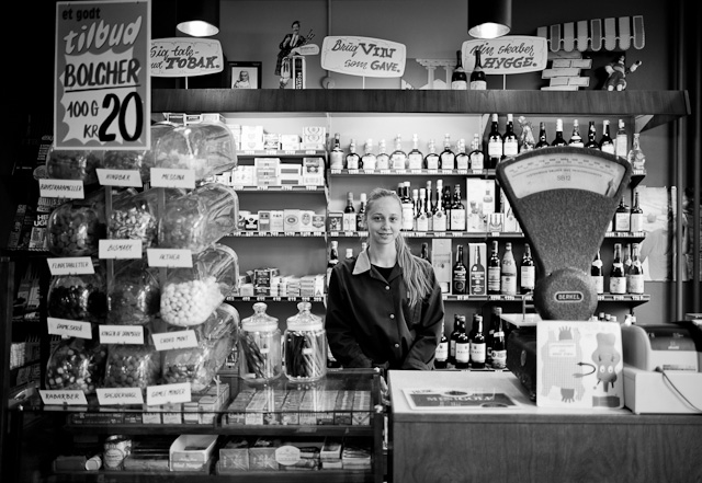 This one is taken from the center. If I had been standing to the right, I would have turned the camera to capture the whole scene and the (horizontal) lines would have tilted. Leica M 240 with Leica 28mm Summilux-M ASPH f/1.4. © 2015 Thorsten Overgaard.