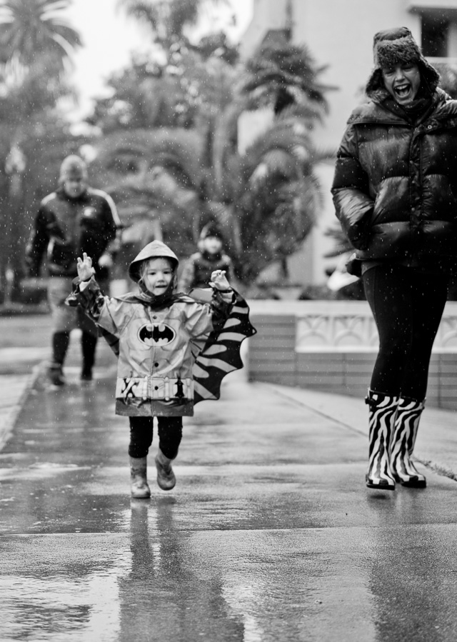 It was raining in LA on January 30 and 31. I was out and got really wet taking photos, and I met very few lost angels who was just as enthusastic about it as I was. Leica M 240 with Leica 50mm APO-Summicron-M ASPH f/2.0. 