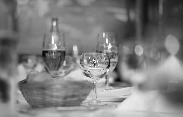 Paris Bar in kantstrasse. Leica M10-P with Leica 50mm APO-Summicron. © 2018 Thorsten Overgaard. 