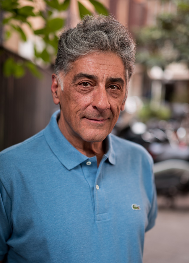 Youssef getting his portrait taken in the Overgaard Workshop in Milano. Leica M10 with Leica 50mm Noctilux-M ASPH f/0.95. © Thorsten Overgaard