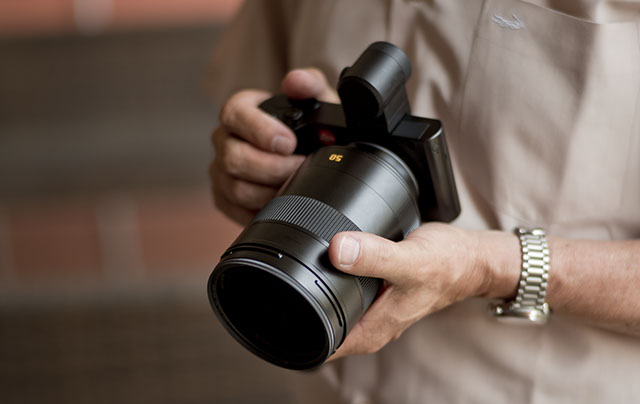 Leica 50mm Summilux-L f/1.4 on the Leica TL2. © Thorsten Overgaard.