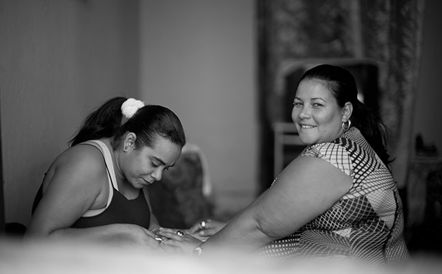 Nail salon in Cuba. Leica M10 with Leica 50mm Noctilux-M ASPH f/0.95 FLE. © 2017 Thorsten Overgaard.  