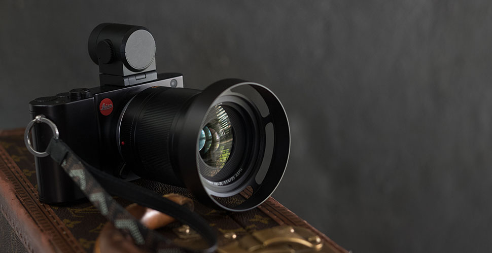 Leica TL2 (Typ 5370) and Leica 35mm Summilux-TL ASPH f/1.4, and with the EVF Electronic Viewfinder on the camera. Also, ont the lens is the  E60 Ventialted Shade designed by Thorsten Overgaard). 