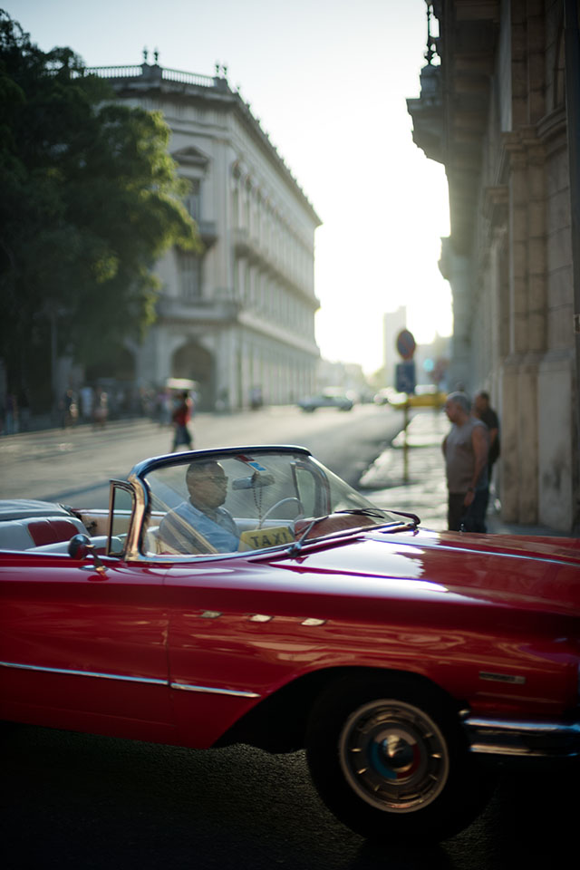 Cuba. Leica M10 with Leica 50mm Noctilux-M ASPH f/0.95 FLE. © 2017 Thorsten Overgaard.