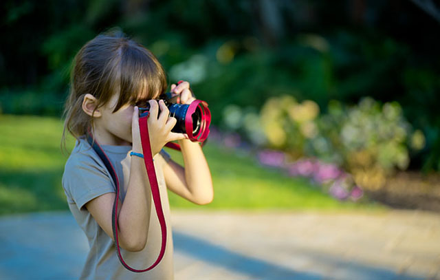 My young Italian friend with the Leica Q. She's 6 years and at that age many semi-pro cameras are acutally too heavy to hold up for kids. But the Leica Q works. Notice the RED Ventilated Shade, she liked that too! © 2017 Thorsten Overgaard. 