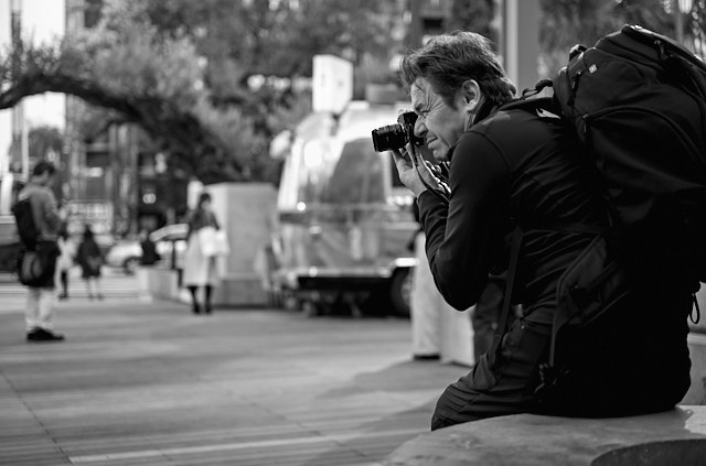 Ian Rumbsby from Sydney in the Overgaard Workshop Tokyo. Leica M10-P with Leica APO-Summicron-M f/2.0. © Thorsten Overgaard. 