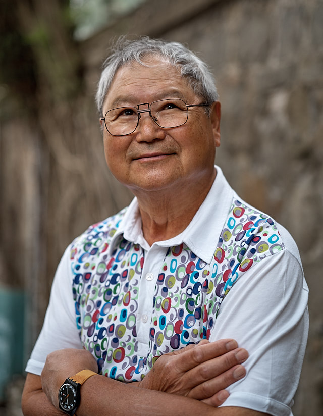 I set the White Balance manually when I want excellent and correct colors. In this photo, Mr. Wang in Hong Kong. Leica M10-P with Leica 50mm APO-Summicron-M ASPH f/2.0. © Thorsten Overgaard. 