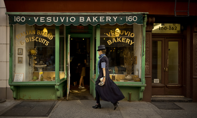 The Vesuvio Bakery on 160 Prince Street in New York. Leica M10 with Leica 28mm Summilux-M ASPH f/1.4. 400 ISO. © 2017 Thorsten Overgaard.