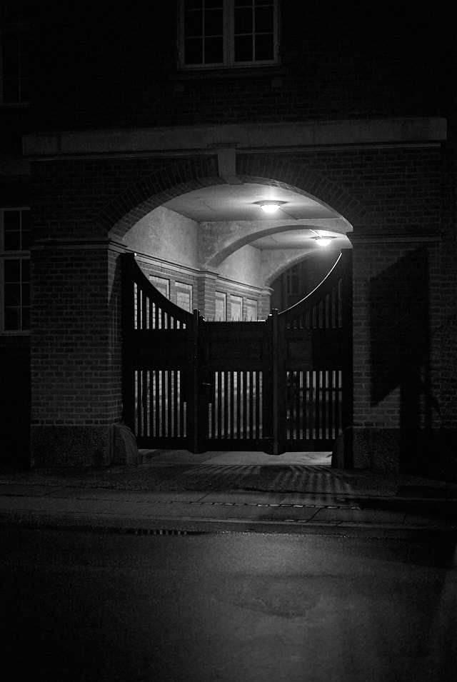 Aarhus by Night. Leica M10-R with Leica 50mm Summilux-M ASPH f/1.4. © Thorsten Overgaard.