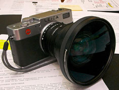 Panasonic wide angle converter on Leica Digilux 2