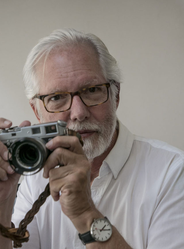Richard Sexton (1954) is a Leica photographer with a studio based out of New Orleans since 1991.