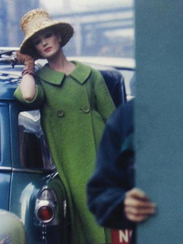 Saul Leiter(1923-2013) was a remarkable American color and street photographer who lived an all too quiet existence till he "was discovered" in 2006 with the book Early Colour (published by Steidl). Inspired by Henri Cartier-Bresson in the 1950's, Saul photographed his neighbourhood in New York around his home at 111 East 10th Street and soon developed a skill for finding great colors to saturate his Kodachrome 64 films. He used a Leica M with tele lenses, mostly. Also see the documentary "In No Great Hurry" and this video about the Saul Leiter Foundation. Above: Saul Leiter for Harpers Bazaar. Below: A Paris cafe in 1959.