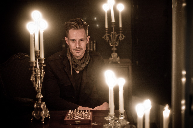 I used the TIFFEN "PRO-MIST 1" for this candle-light shot of actor Jason Dohring recently. The whole scene is lit by candlelights only. Leica M 240 with Leica 50mm Summilux-M ASPH f/1.4 Black Chrome. © 2016 Thorsten Overgaard. 