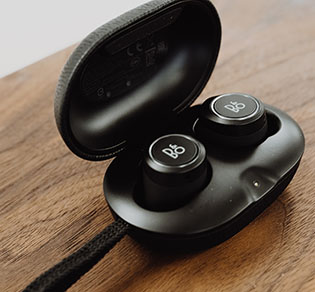 Beoplay E8 in-ear headphones