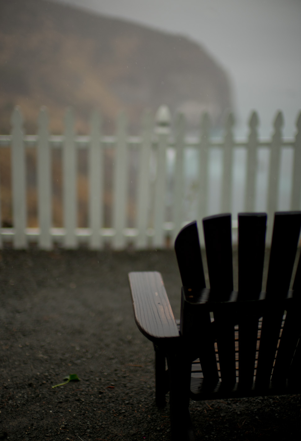 7am outside the lodge on Highway 1. First rain this winter in the mountains around Big Sur. It should keep raining for three days as it turned out, so we were warned that rocks will slide down on the road when it rains (and they did). We drove carefully to San Francisco in the morning. Leica M 240 with Leica 50mm Summilux-M ASPH f/0.95