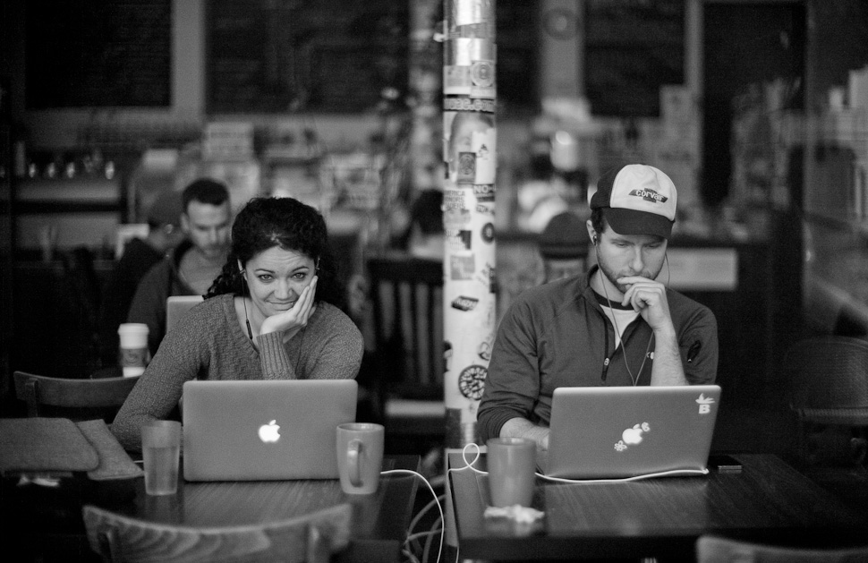 Liking the feeds. Leica M 240 with Leica 50mm Noctilux-M ASPH f/0.95