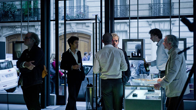 Birgit Krippner expo in Leica Store Paris © 2010 Thorsten Overgaard