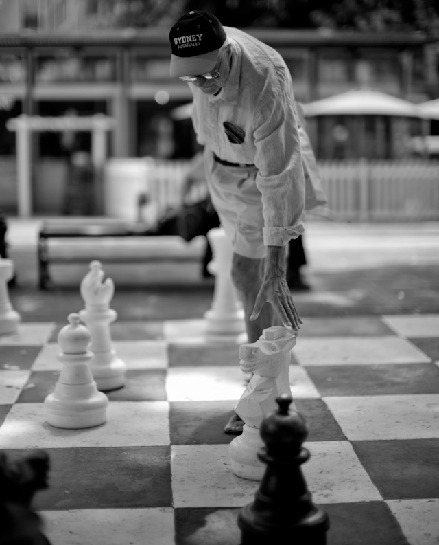 Chess in Sydney. Leica M 240 with Leica 50mm Noctilux-M ASPH f/0.95. © 2013-2016 Thorsten Overgaard.