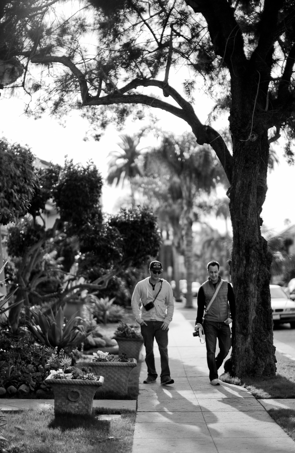 Rob and John in the sunny December weather in Santa Barbara, December 2014. Leica M240 with Leica 50mm Noctilux-M ASPH f/0.95