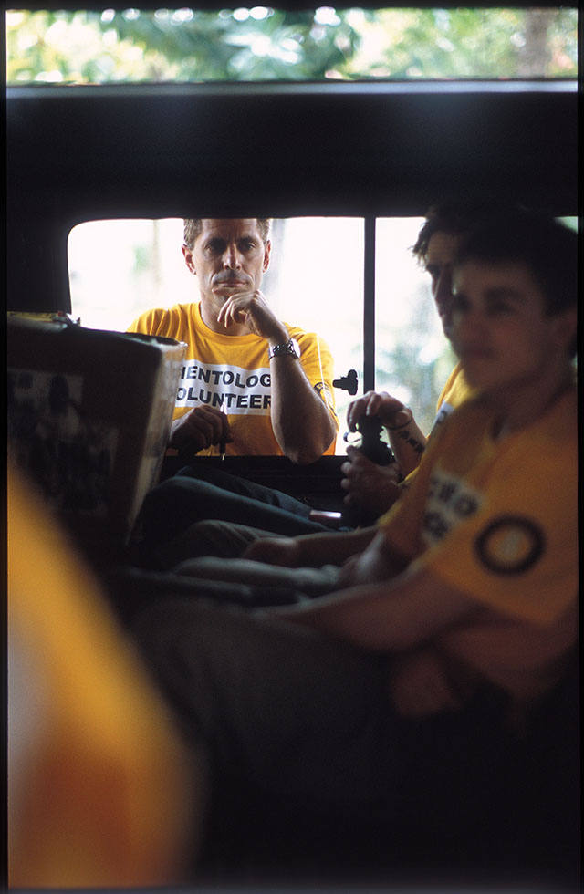 Mr. Loumeau (USA) sending off a team and medical supplies to Trincomalee in Sri Lanka. Leica R8 with Leica 80mm Summilux-R f/1.4. © Thorsten Overgaard.