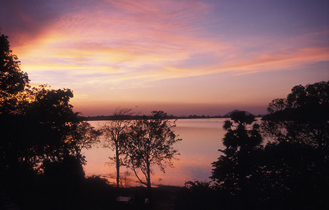 Sunset in northern Sri Lanka. Leica R8 with Leica 35-70mm Vario-Elmarit-R F/4. © Thorsten Overgaard. 