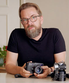 Thorsten Overgaard with the Leica M-D 262 from the Magic Of Light Television Set. 
