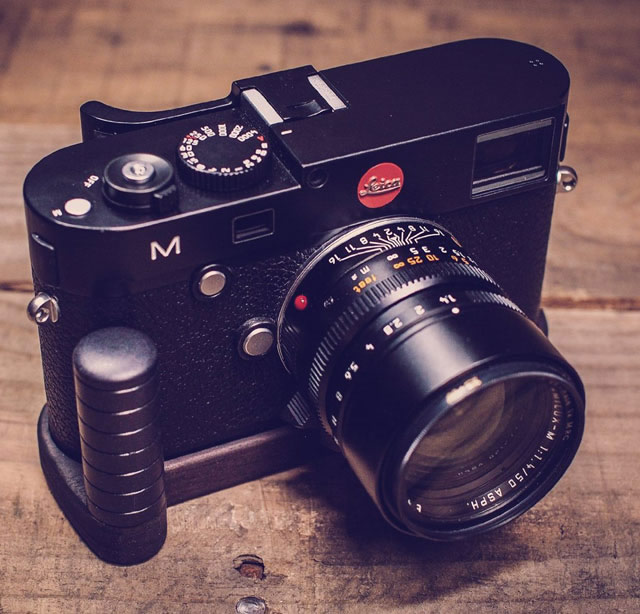 Wooden Hand Grip for Leica M 240